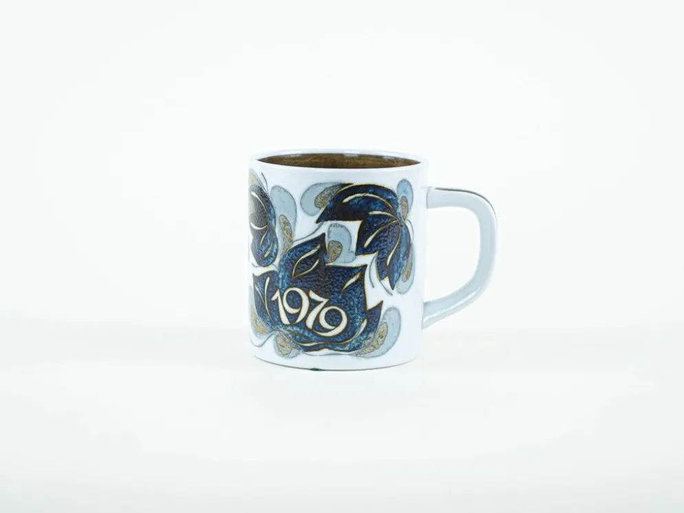 Mug en porcelaine, design danois, 1979, designer : Ivan Weiss, fabricant : Roy