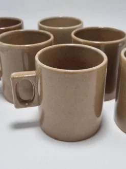 Mugs en grès