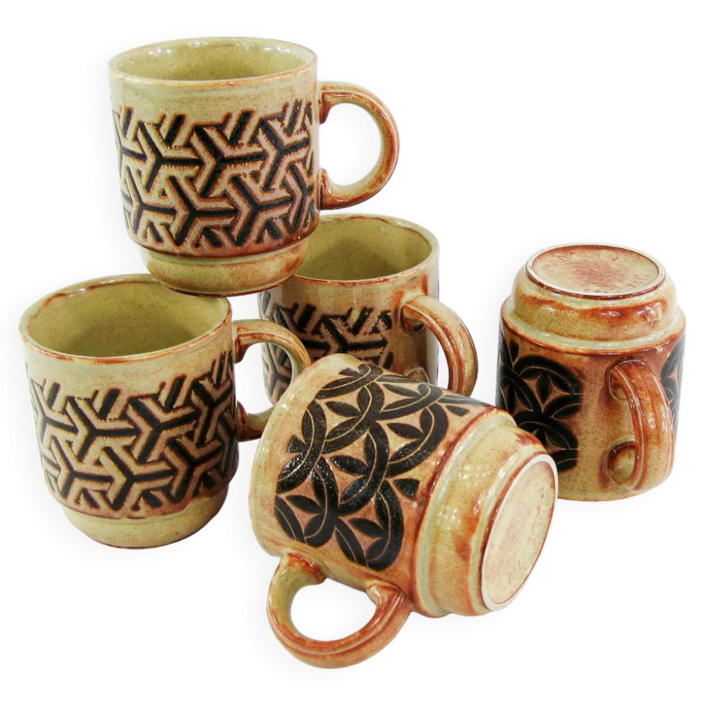 5 mugs en grès beige et fauve - décor géométrique marron - made in England - vintage années 70