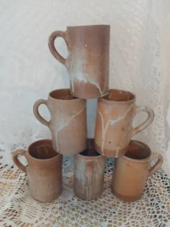 6 mugs / tasses / chopes en grès