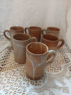 6 mugs / tasses / chopes en grès