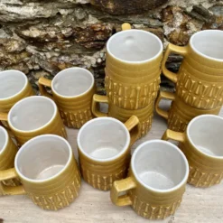 Mugs vintage BP en céramique années 70