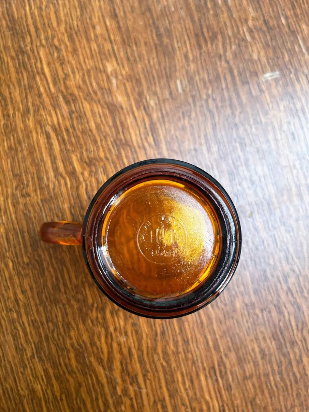 8 mugs vintage Duralex en verre ambré