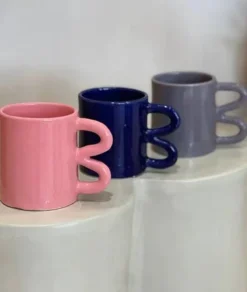 Mug tasse céramique anse vague