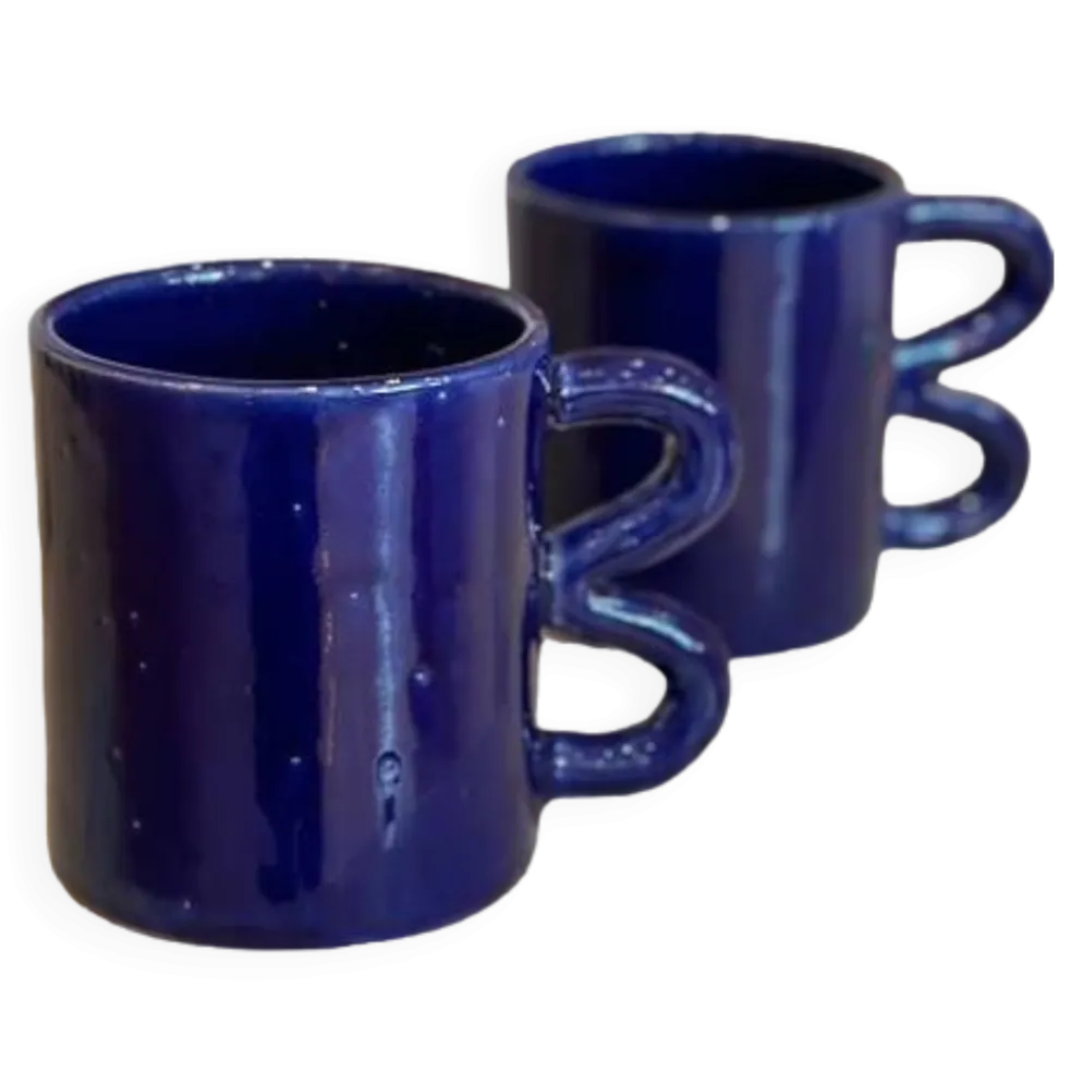 Mug tasse céramique anse vague graphique design coloré Bleu majorelle Klein