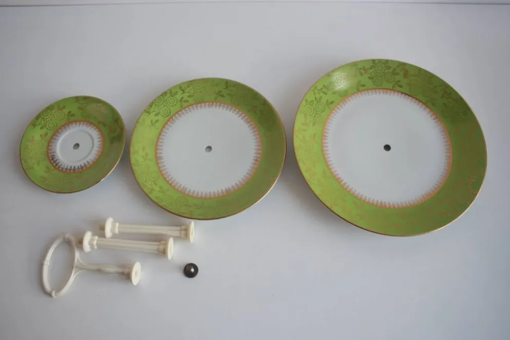 Multi-tiered porcelain tray, Stará Role porcelain, Czechoslovakia, 1950s.