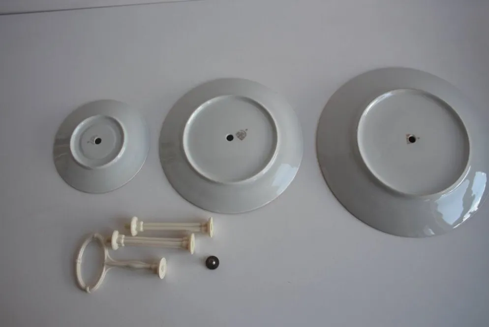 Multi-tiered porcelain tray, Stará Role porcelain, Czechoslovakia, 1950s.