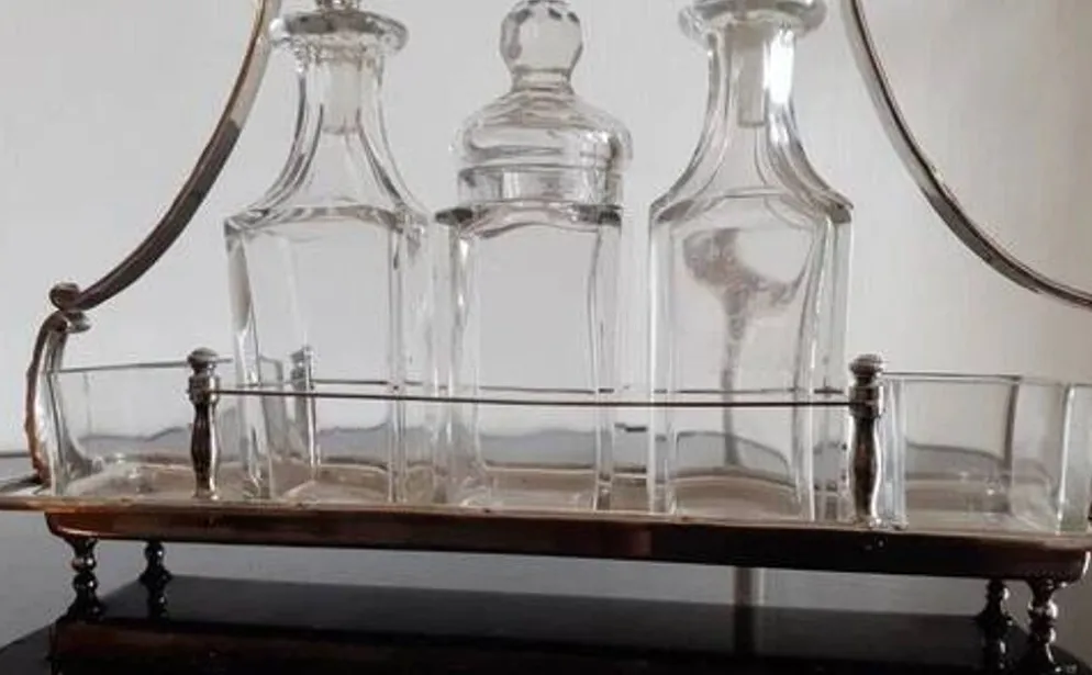 Orfèvre Bouillet bourdelle / Service à condiments en métal argenté et verre