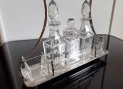 Orfèvre Bouillet bourdelle / Service à condiments en métal argenté et verre