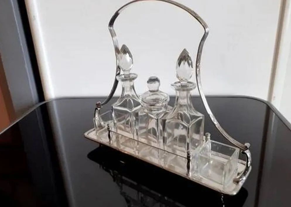 Orfèvre Bouillet bourdelle / Service à condiments en métal argenté et verre