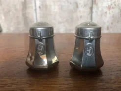 Paire Ancienne Salière Étain Du Manoir Vintage