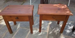 Paire chevets pin couleur miel vintage