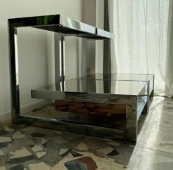 Paire chevets/tables appoint chrome et verre fumé (miroir), avec tiroirs.