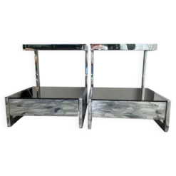 Paire chevets/tables appoint chrome et verre fumé (miroir), avec tiroirs.
