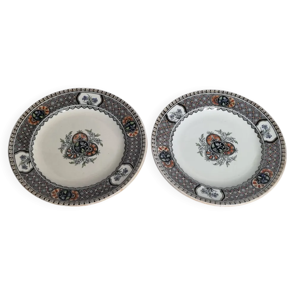 Paire d’assiettes Royal Doulton 20,5 cm faïence anglaise décor Imari XIXeme
