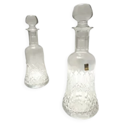 Paire de bouteilles décanteurs en cristal transparent par Bleikristall, Allemagne