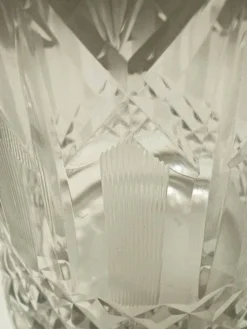 Paire de bouteilles décanteurs en cristal transparent par Bleikristall, Allemagne