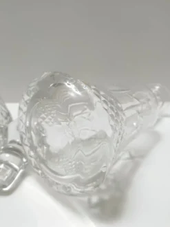 Paire de bouteilles décanteurs en cristal transparent par Bleikristall, Allemagne