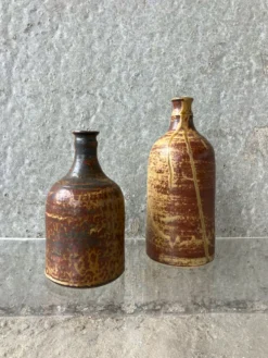 Paire de bouteilles en ceramique Alain rech, vintage 60/70