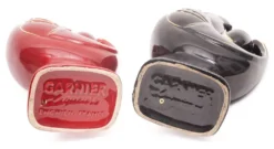 Paire de bouteilles à liqueur par Garnier