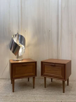 Paire de chevet en teck scandinave