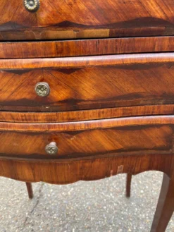 Paire de chevet Louis XV début 20ème marqueterie et marbre