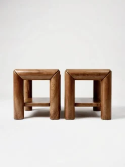 Paire de chevets brutalistes en orme massif Atelier Chauvin- 1970