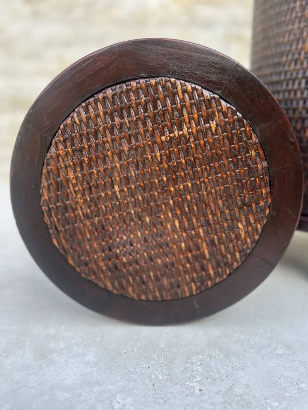 Paire de chevets Cylindriques ou chevets tambours en bois exotique.