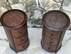 Paire de chevets Cylindriques ou chevets tambours en bois exotique.