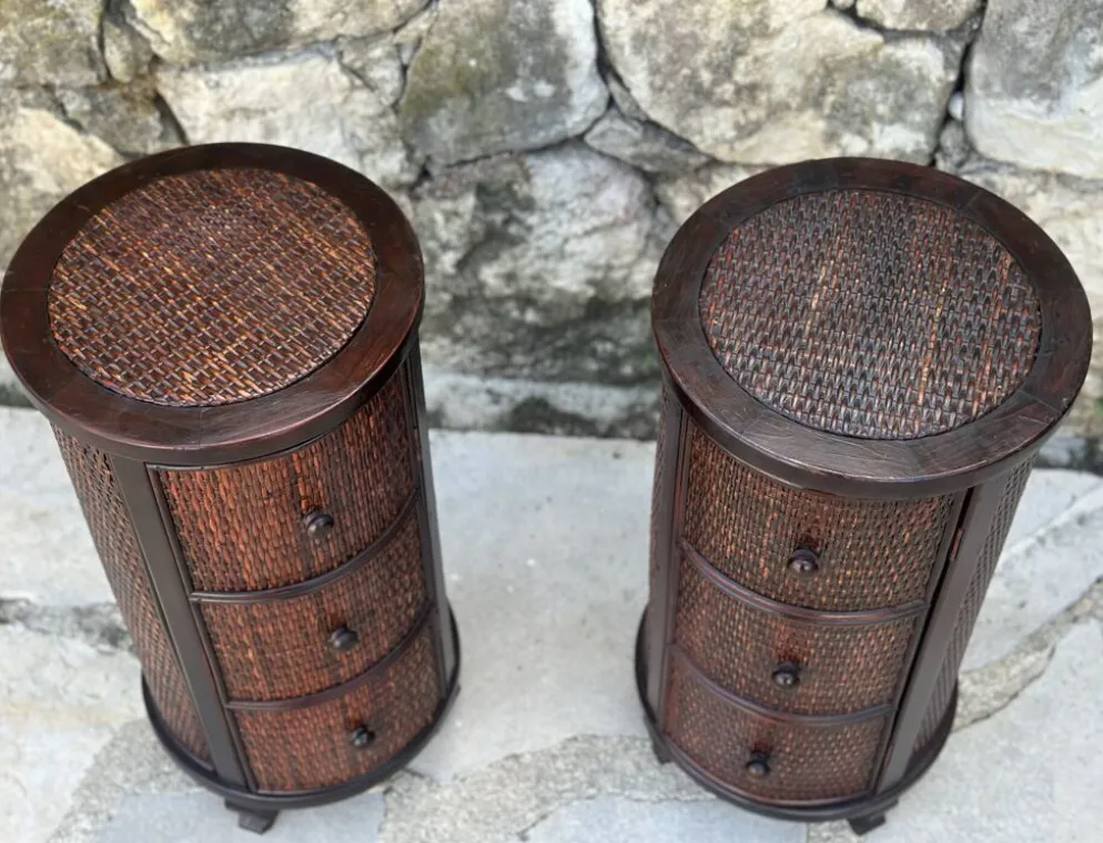 Paire de chevets Cylindriques ou chevets tambours en bois exotique.