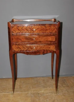 Paire de Chevets de style Louis XV en marqueterie XXe