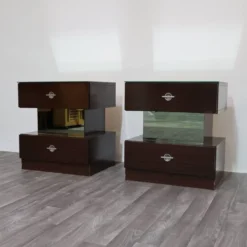 Paire de chevets en ébène design cubique années 80