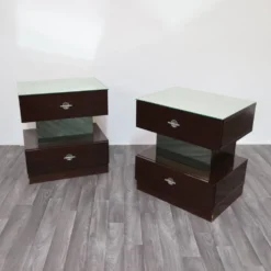 Paire de chevets en ébène design cubique années 80