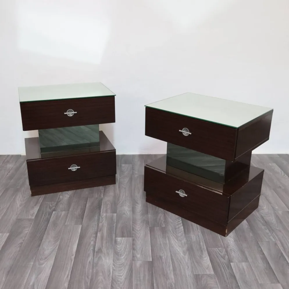 Paire de chevets en ébène design cubique années 80