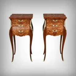 Paire de chevets en marqueterie, style Louis XV – Milieu XXe