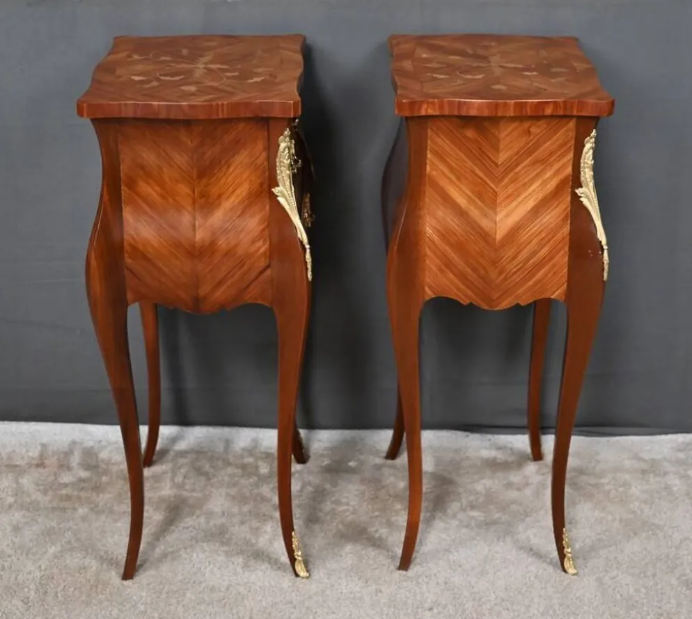 Paire de chevets en marqueterie, style Louis XV – Milieu XXe