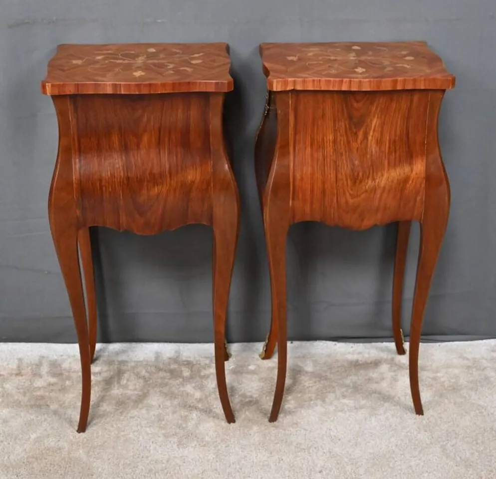 Paire de chevets en marqueterie, style Louis XV – Milieu XXe
