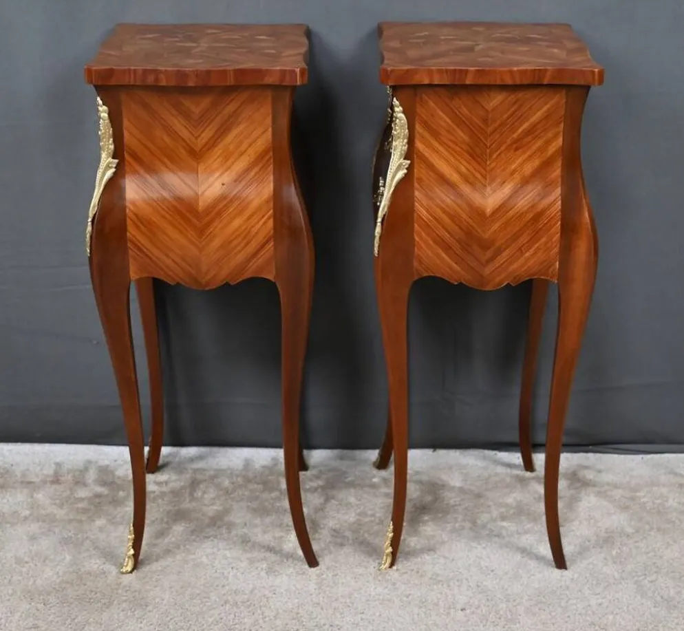 Paire de chevets en marqueterie, style Louis XV – Milieu XXe