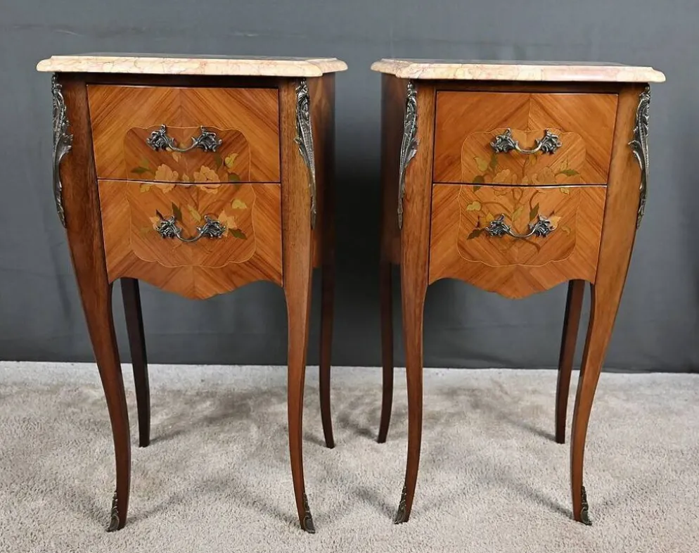 Paire de chevets en marqueterie de bois de rose, style Louis XV – 2ème partie XXe