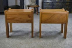 Paire de chevets en orme pour Maison REGAIN 1970’s