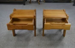 Paire de chevets en orme pour Maison REGAIN 1970’s