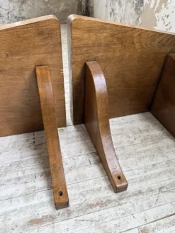 Paire de chevets muraux modernistes constructivistes
