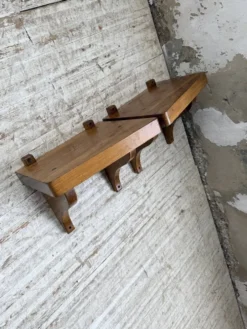 Paire de chevets muraux modernistes constructivistes