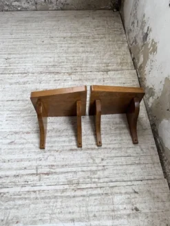 Paire de chevets muraux modernistes constructivistes