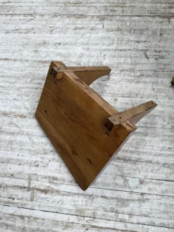 Paire de chevets muraux modernistes constructivistes