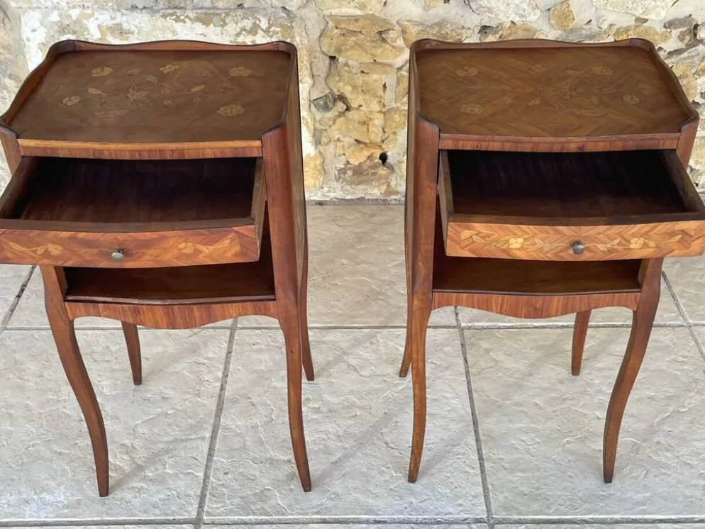 Paire de chevets , Style Louis XV en Palissandre
