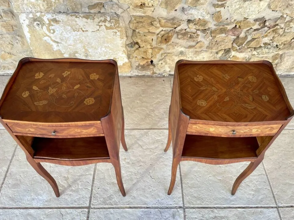 Paire de chevets , Style Louis XV en Palissandre