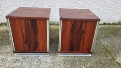 Paire de chevets vintage aluminium et bois