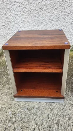 Paire de chevets vintage aluminium et bois