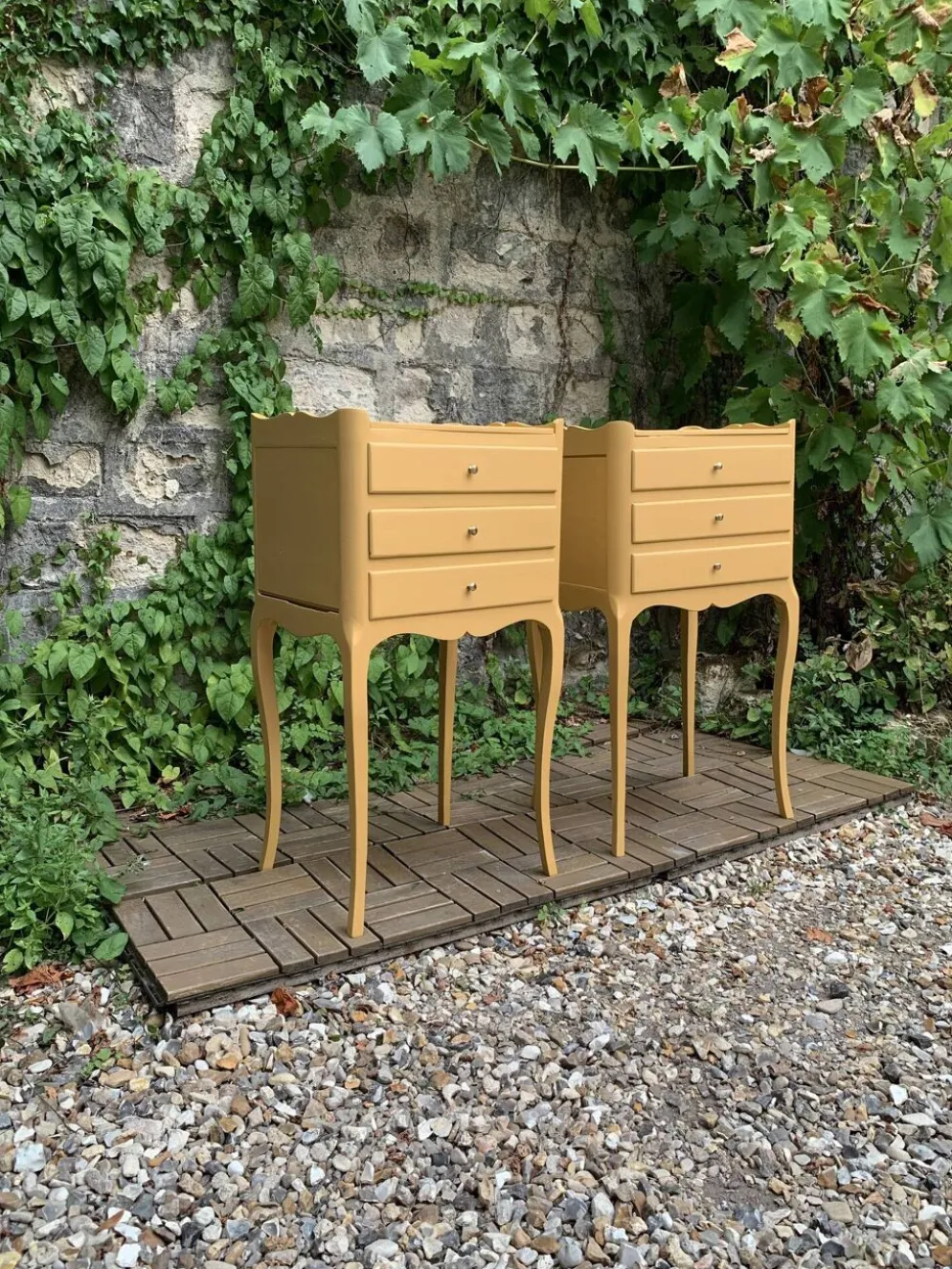 Paire de chevets vintage de style Louis XV